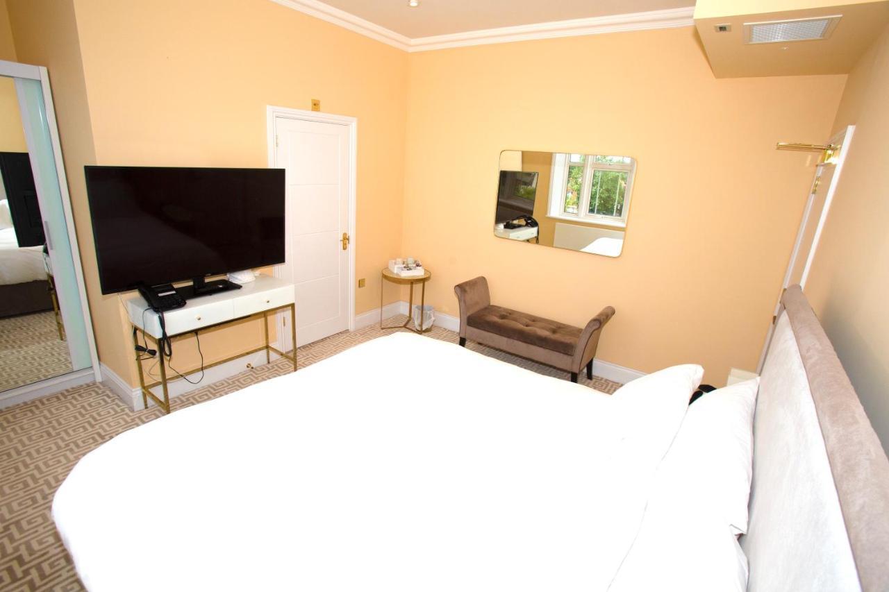 The Hadley Hotel New Barnet Bagian luar foto