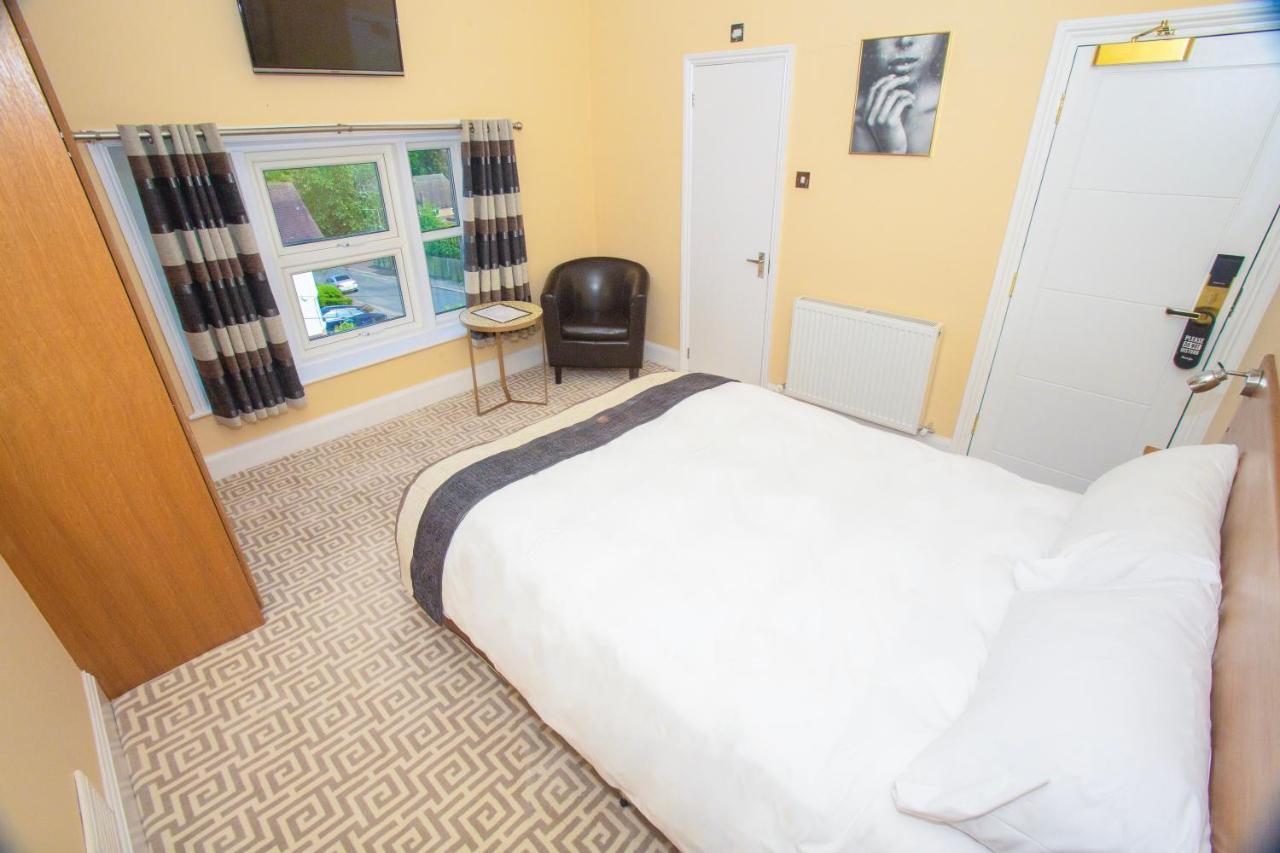 The Hadley Hotel New Barnet Bagian luar foto
