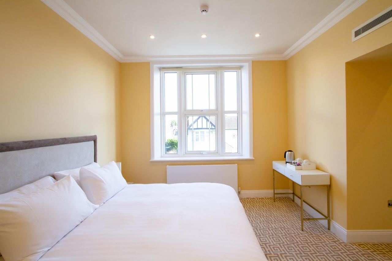 The Hadley Hotel New Barnet Bagian luar foto