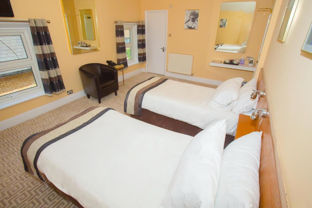The Hadley Hotel New Barnet Bagian luar foto