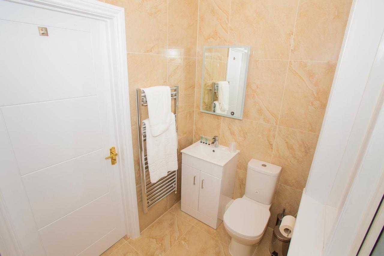 The Hadley Hotel New Barnet Bagian luar foto
